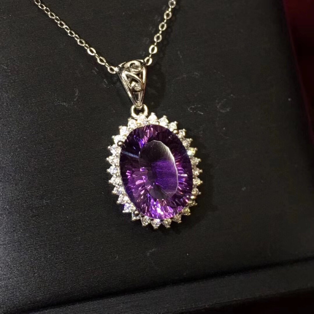 天然紫水晶吊坠 戴妃款紫晶项链 精工千禧切割s925银镶嵌配送银链