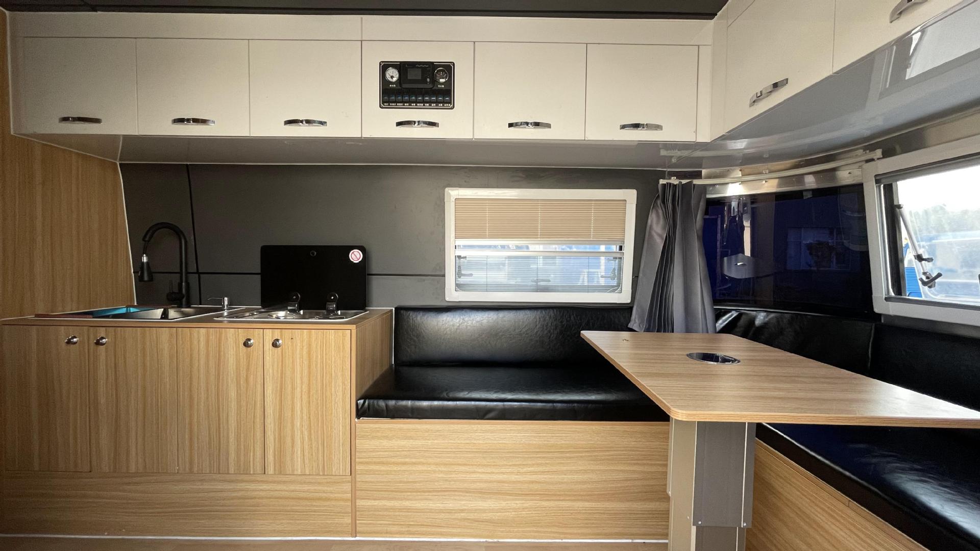 550sa标准照 营地拖挂式房车 旅居拖挂车拖拽式房车营地露营房车