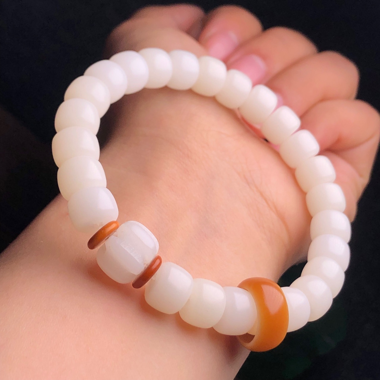 Factory Wholesale Live Hot White Jade Bodhi Bracelet Weathering Flexible Ring Gift Hand Toy Bracelet