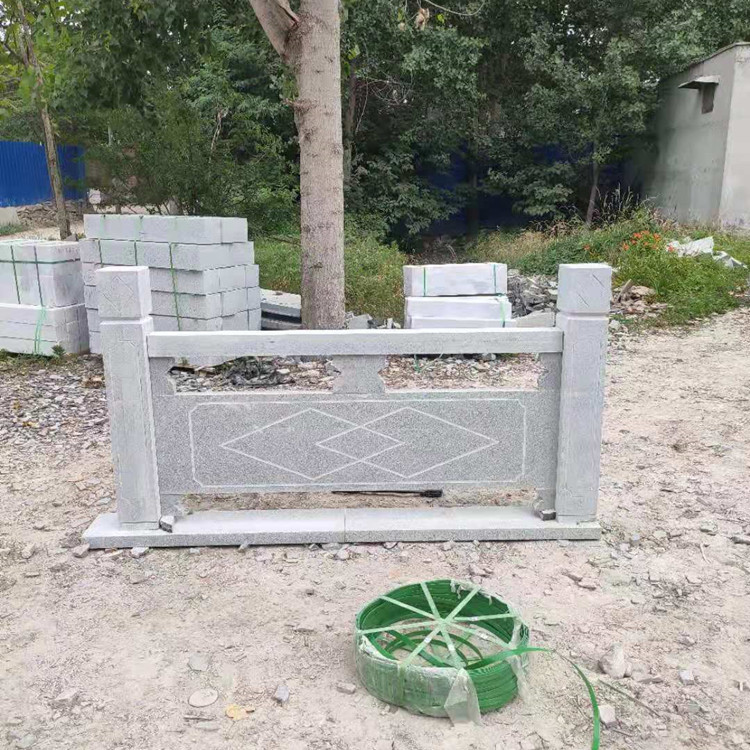 厂家批发大理石简易石栏杆河岸道路芝麻白线雕浮雕芝麻白石栏板