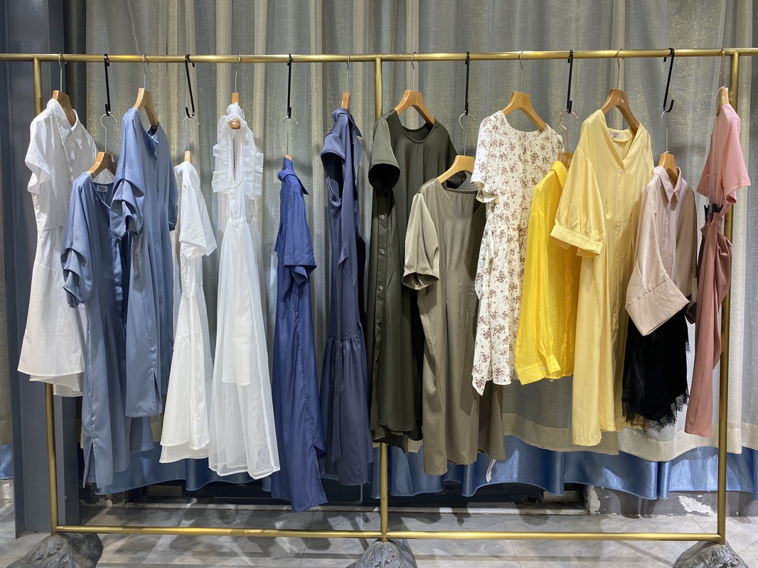 癸妮雅21夏装 剪标折扣品牌女装份货走份 实体店一手货源拿货渠道