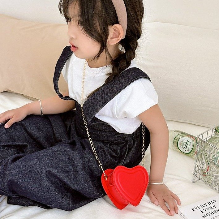 Children's Love Shoulder Bag 2023 New Pu Fashion Simple Solid Color Small Bag Children's Coin Purse Fashion Wholesale