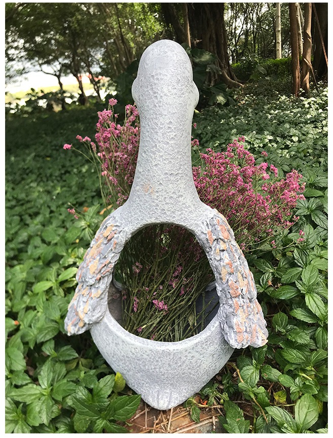 源头厂家氧化镁可爱鸭子花盆花园摆设庭院装饰阳台布置定制加工