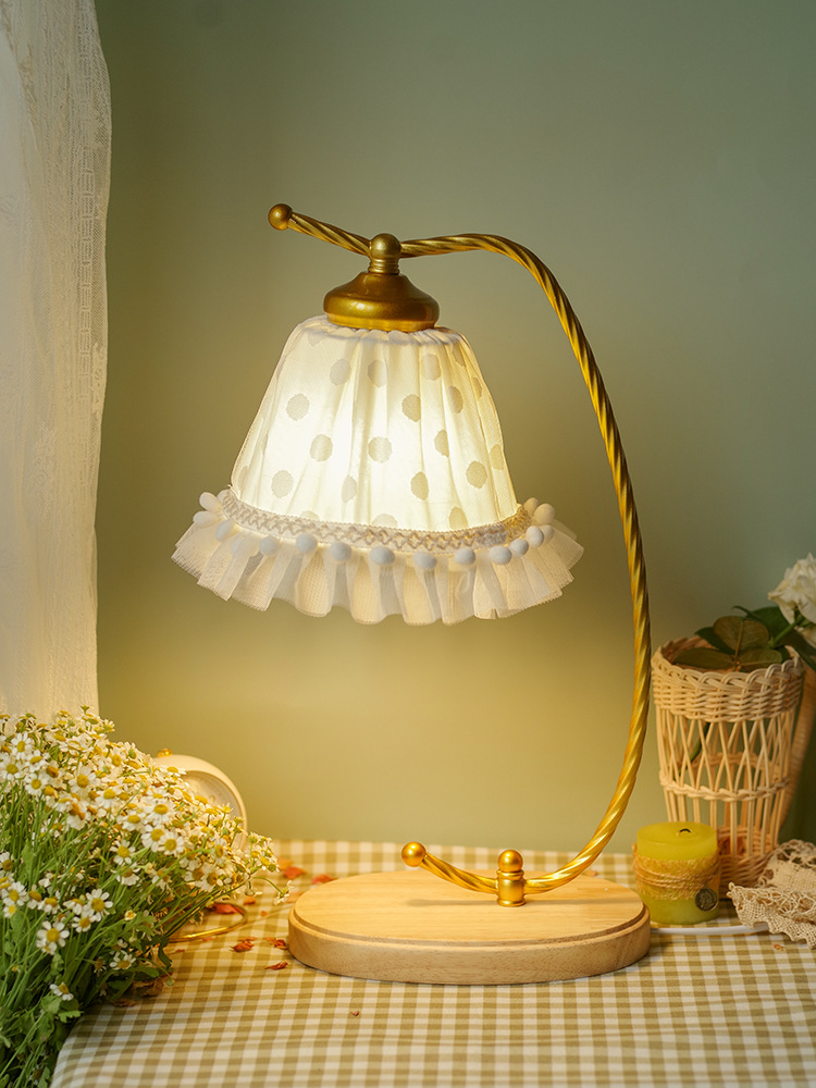 复古法式公主梦幻美式女孩儿童房间ins少女心蕾丝台灯卧室床头灯