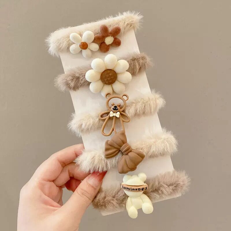 Autumn and Winter New Cartoon Plush Hair Ring Hair Accessories High-Grade Hair Rope Wholesale Girls Tie up a Bun Hairstyle Rubber Band Women Hair Rope