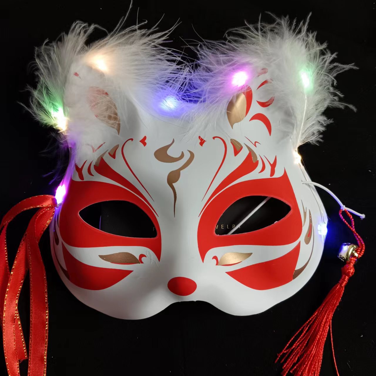 New Feather Fox Mask Half Face Cat Mask New Year Spring Festival Lantern Festival Halloween Ball Props Wholesale