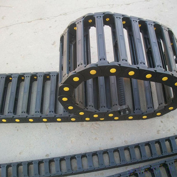 尼龙拖链可配分隔片线槽拖盒电缆保护链全封闭工程塑料重型坦克链