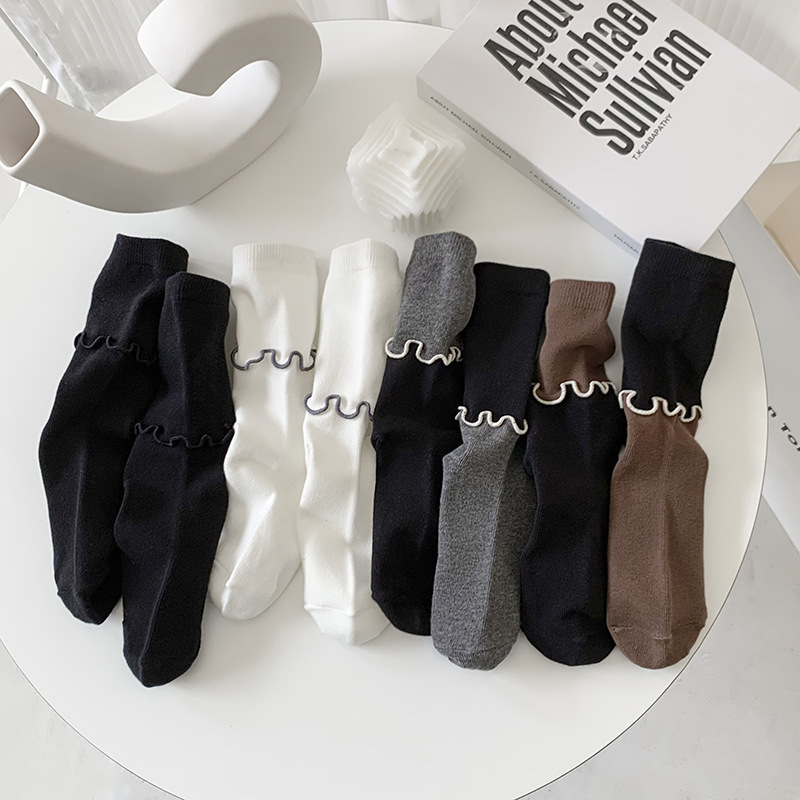 Autumn and Winter Wooden Ear Socks for Women Types a and B Asymmetric Color Matching Japanese Pure Cotton Fashion Personalized Design Tube Socks