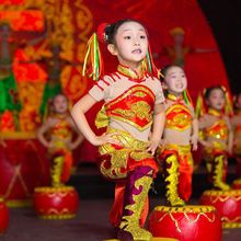 新款六一儿童喜庆舞台幼儿园表演服男女打鼓秧歌中国风舞蹈演出服