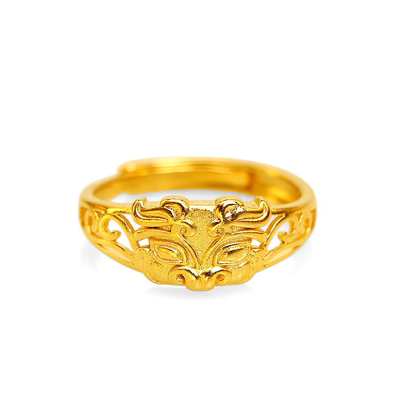 时尚创意沙金麒麟瑞兽古法金戒指大气百搭本命年转运雕花貔貅戒指