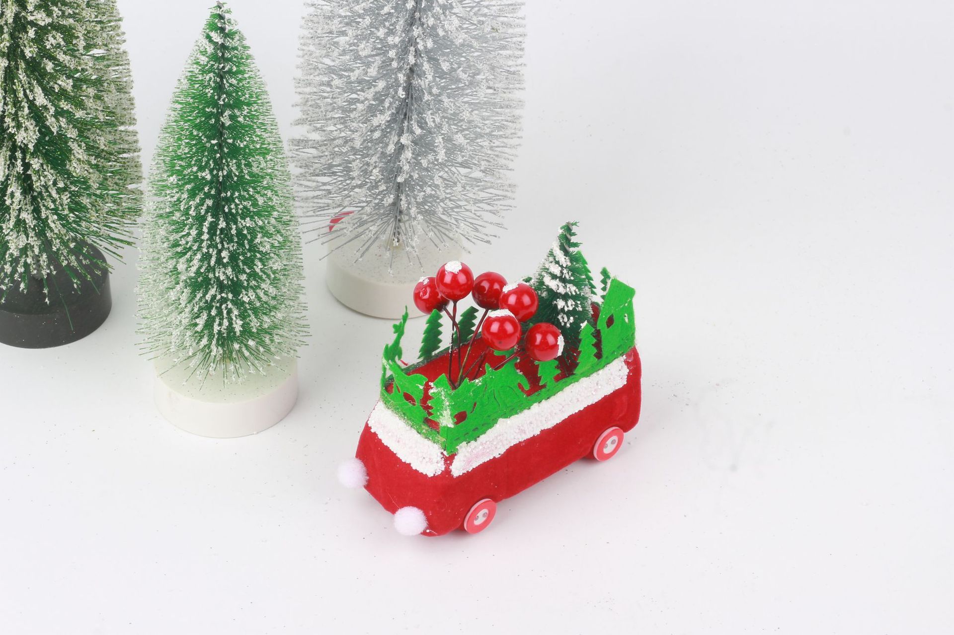 Hot Sale Factory Direct Sales DIY Creative Christmas Ornament Christmas Decorations Foam Car