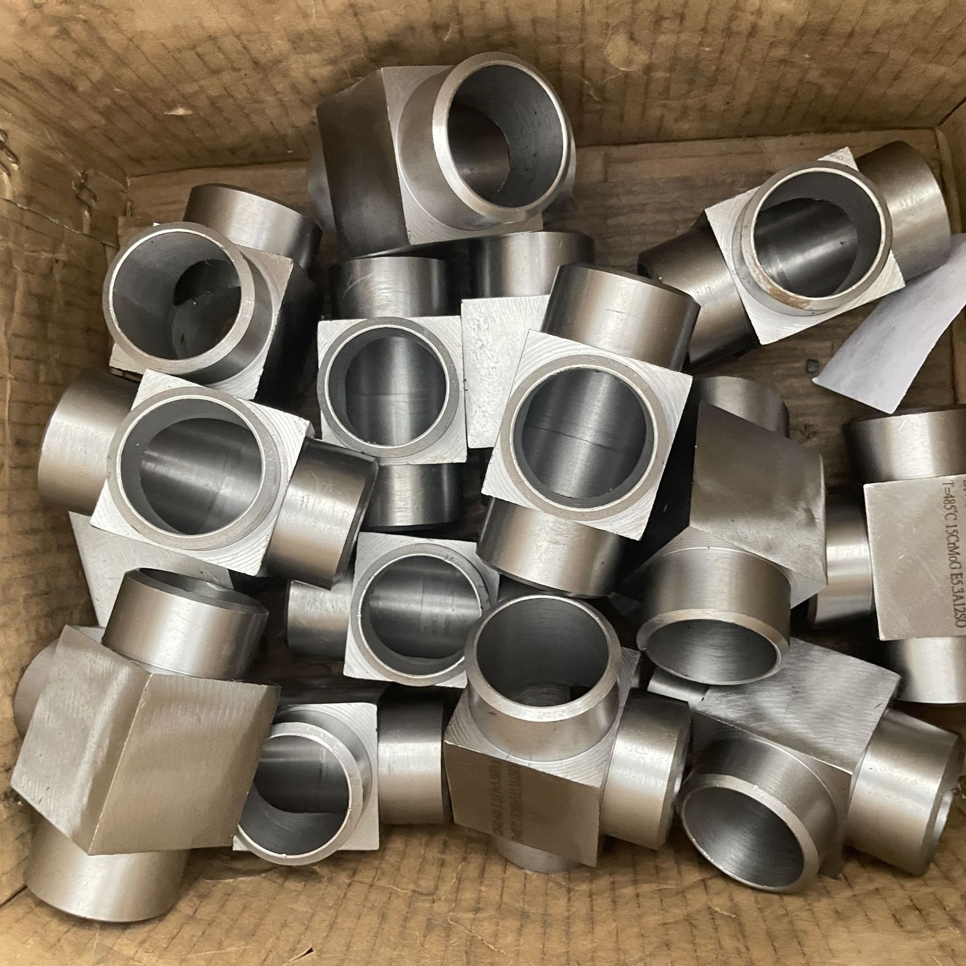 厂家供应承插焊弯头锻制高压90度弯头不锈钢加厚承对焊弯头管件0620