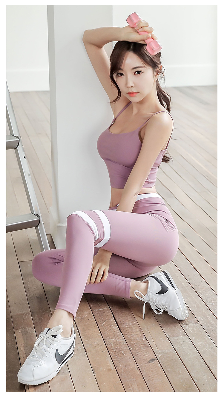 瑜伽外套女拉链开衫白色春秋性感紧身短款长袖跑步运动服健身上衣