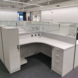 员工屏风工位带更衣柜办公桌办公家具电脑桌班台电脑桌办公椅定制