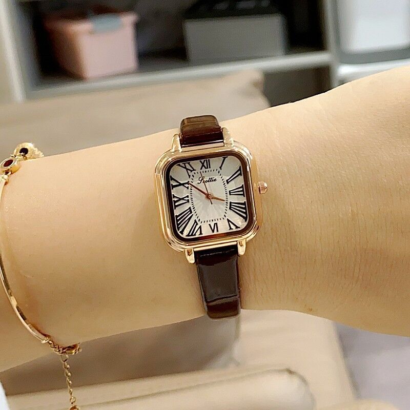 诗高迪方形手表女士小方表简约复古罗马真皮腕表小巧精致时尚女表