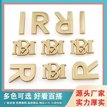 金属英文字母牌子制作彩色异形镂空标牌字母衣领手缝标五金配件