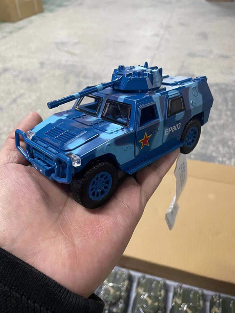 车相似国产东风猛士装甲车1:32越野车合金汽车模型声光开门车模06