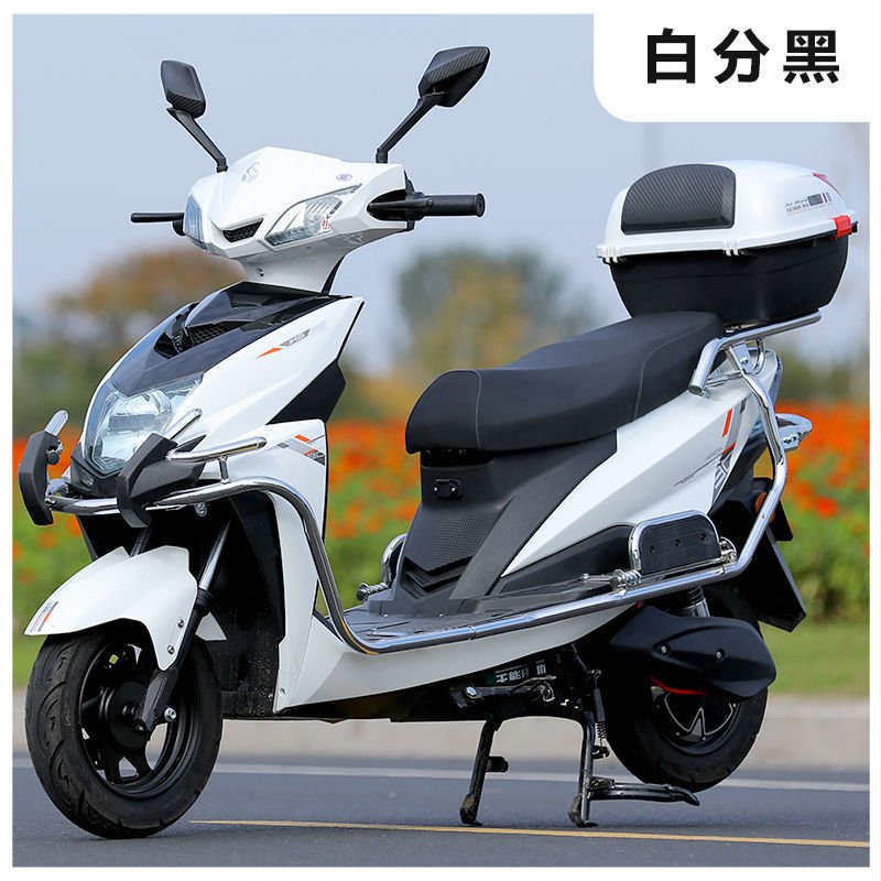 厂家直销电动车成人72v长跑王电瓶车双人踏板外卖大功率高速电摩