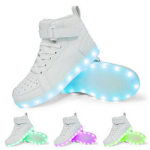 厂家专供跨境爆款高帮男女童闪烁发光鞋LED充电灯鞋七彩灯鬼舞步