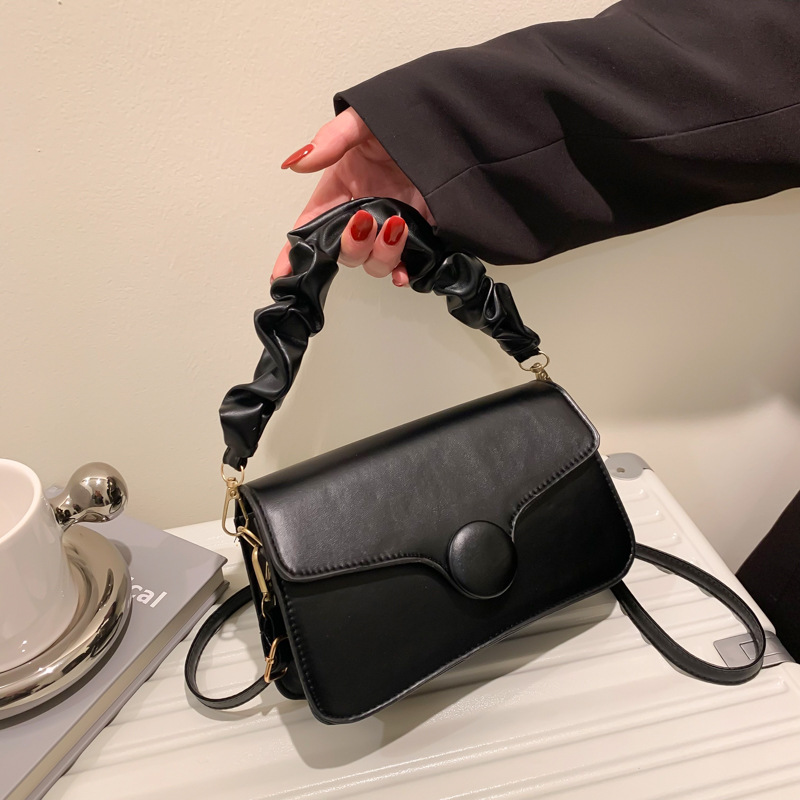 Foreign Trade Fashion Texture MiuMiu Bag Bag Women's 2023 New Fashion Small Square Bag Shoulder Messenger Handbag