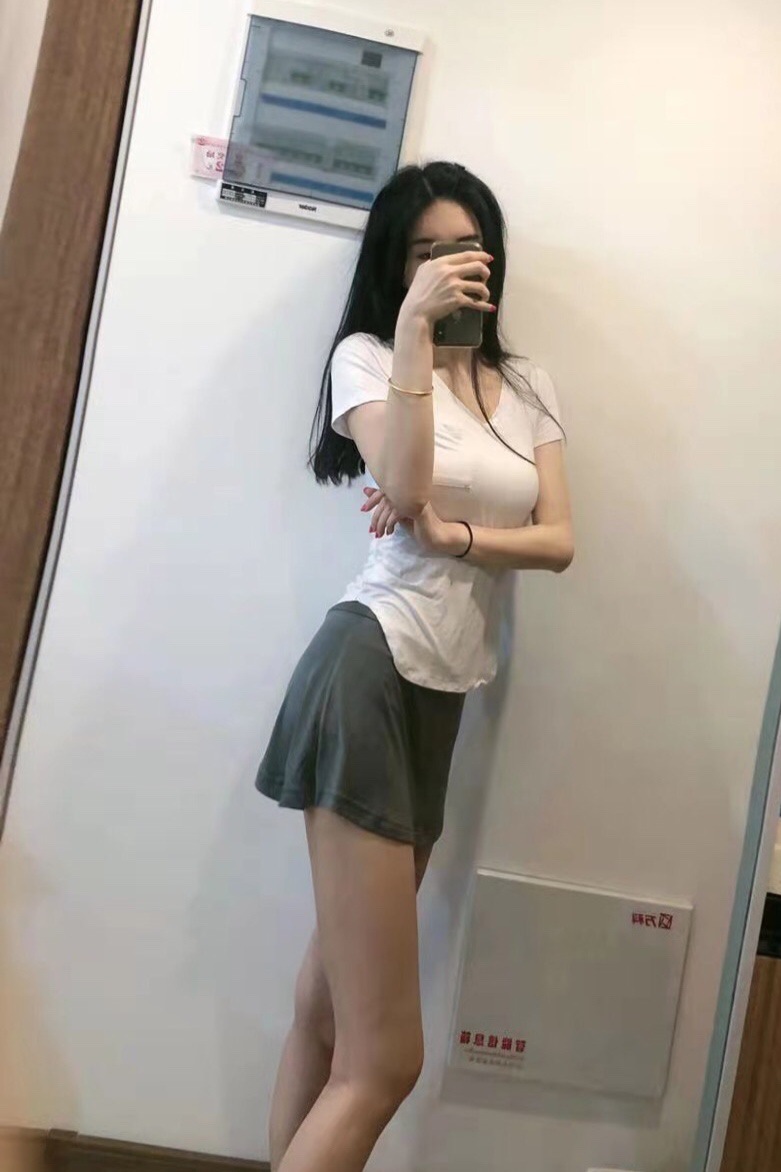 清纯超短裙