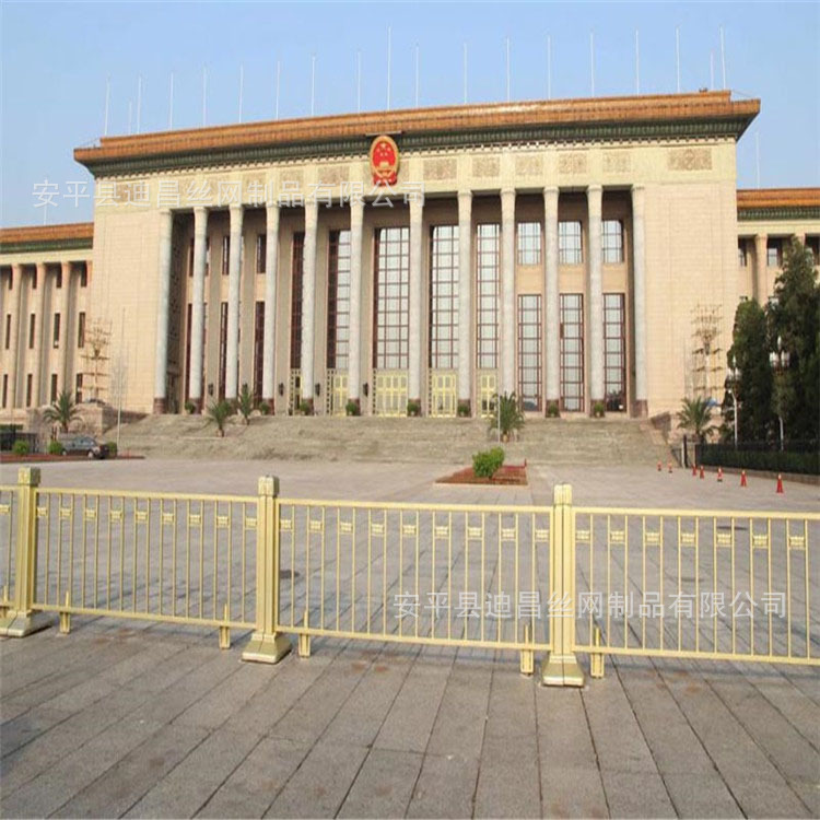 道路交通黄金护栏 交通移动隔离护栏 金色莲花道路中央围栏 现货