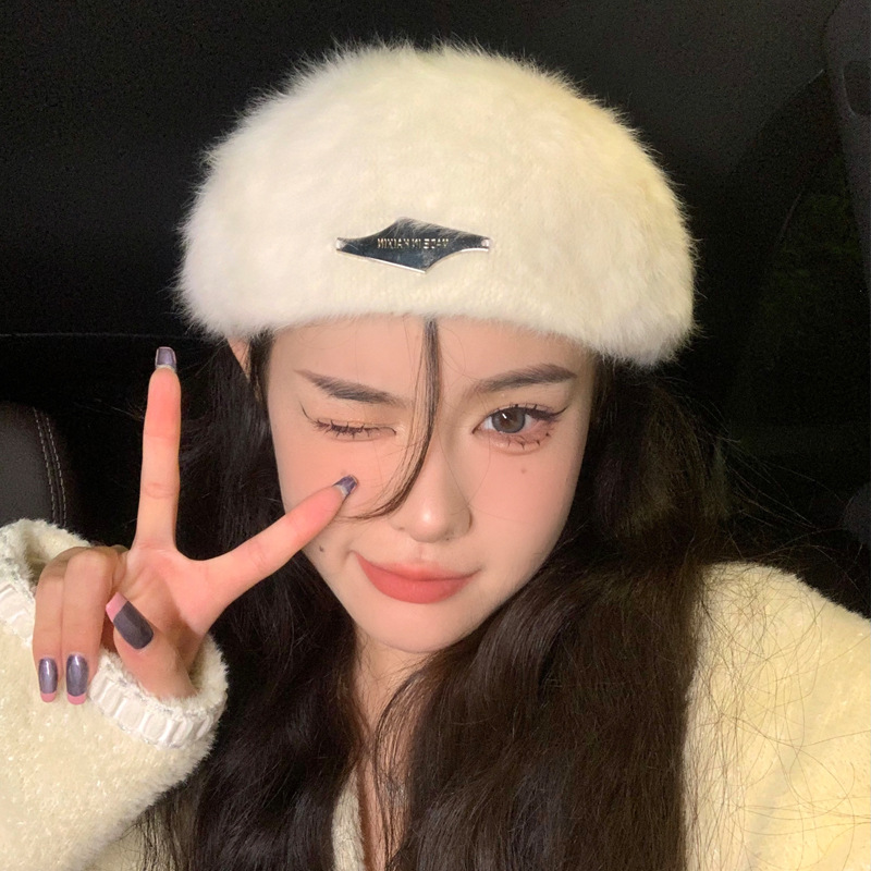 网红白色兔毛帽子女冬款贝雷帽显脸小秋冬季英伦百搭潮复古蓓蕾帽