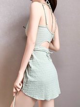 泳衣女夏高级感2024新款性感连体裙式保守小胸遮肚显瘦学生泡温泉