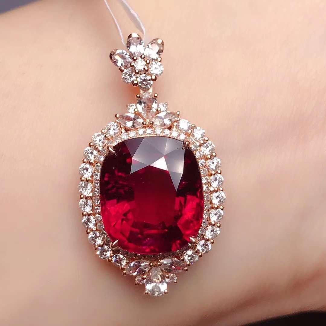 专柜品质【高端时尚珠宝】18k金天然鸽血红碧玺大吊坠 宝石项链女