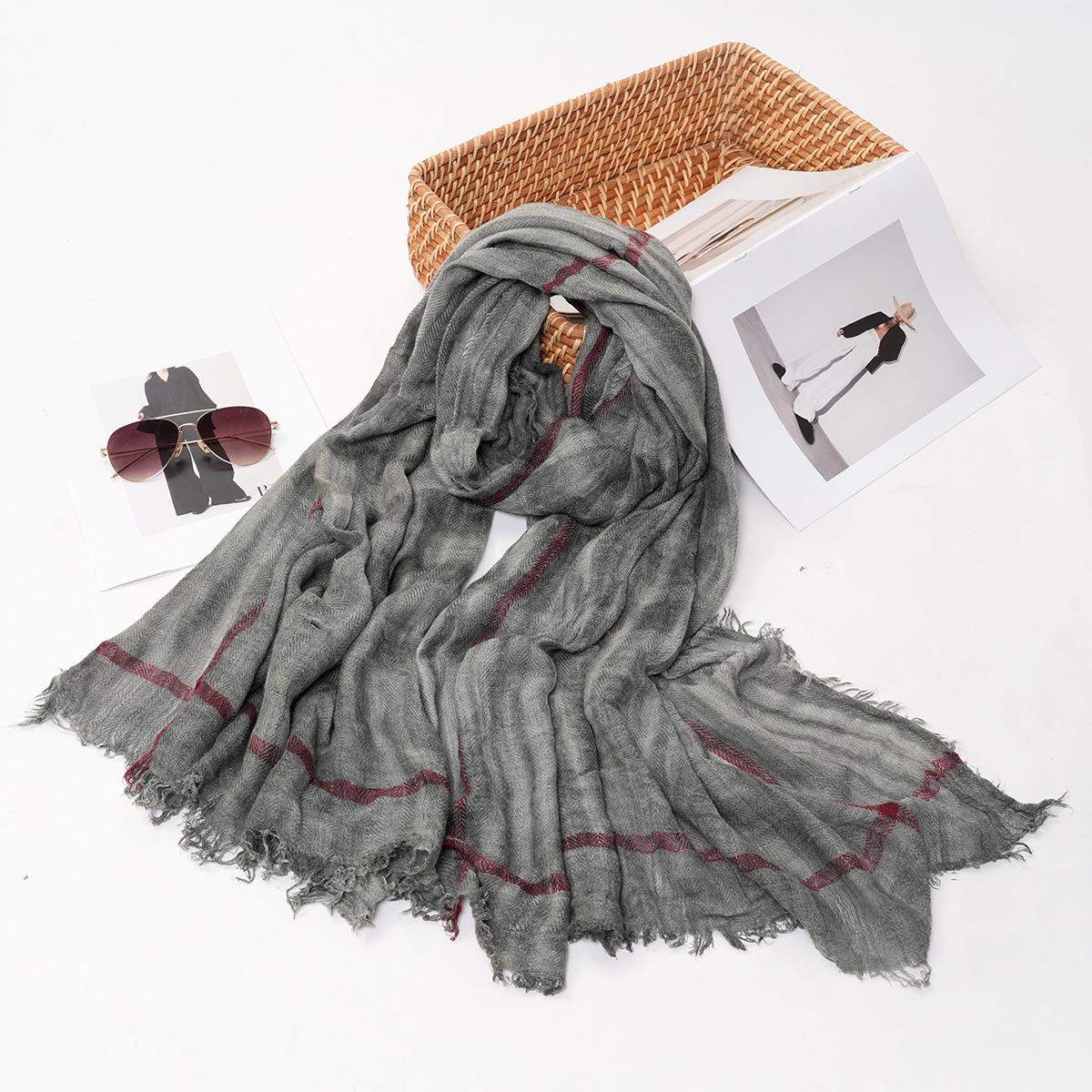 Exclusive for Cross-Border European and American Autumn and Winter Fashion New Cotton and Linen Plaid Casual Short Beard Shawl Pure Color All-Matching Men's Scarf