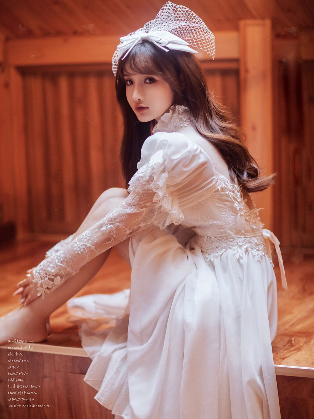 新款复古董婚纱写真主题服装时尚唯美森系女孩艺术照拍照摄影礼服