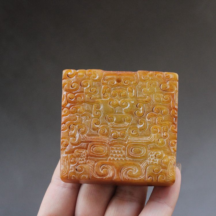 古玩杂项老岫玉高古玉仿古兽纹玉牌挂件摆件把件收藏批发-阿里巴巴