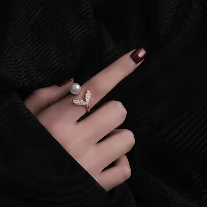New Pearl Fishtail Ring Fashion Personality Ins Trendy High Sense Switchable Index Finger Ring Special-Interest Design Simple Ring