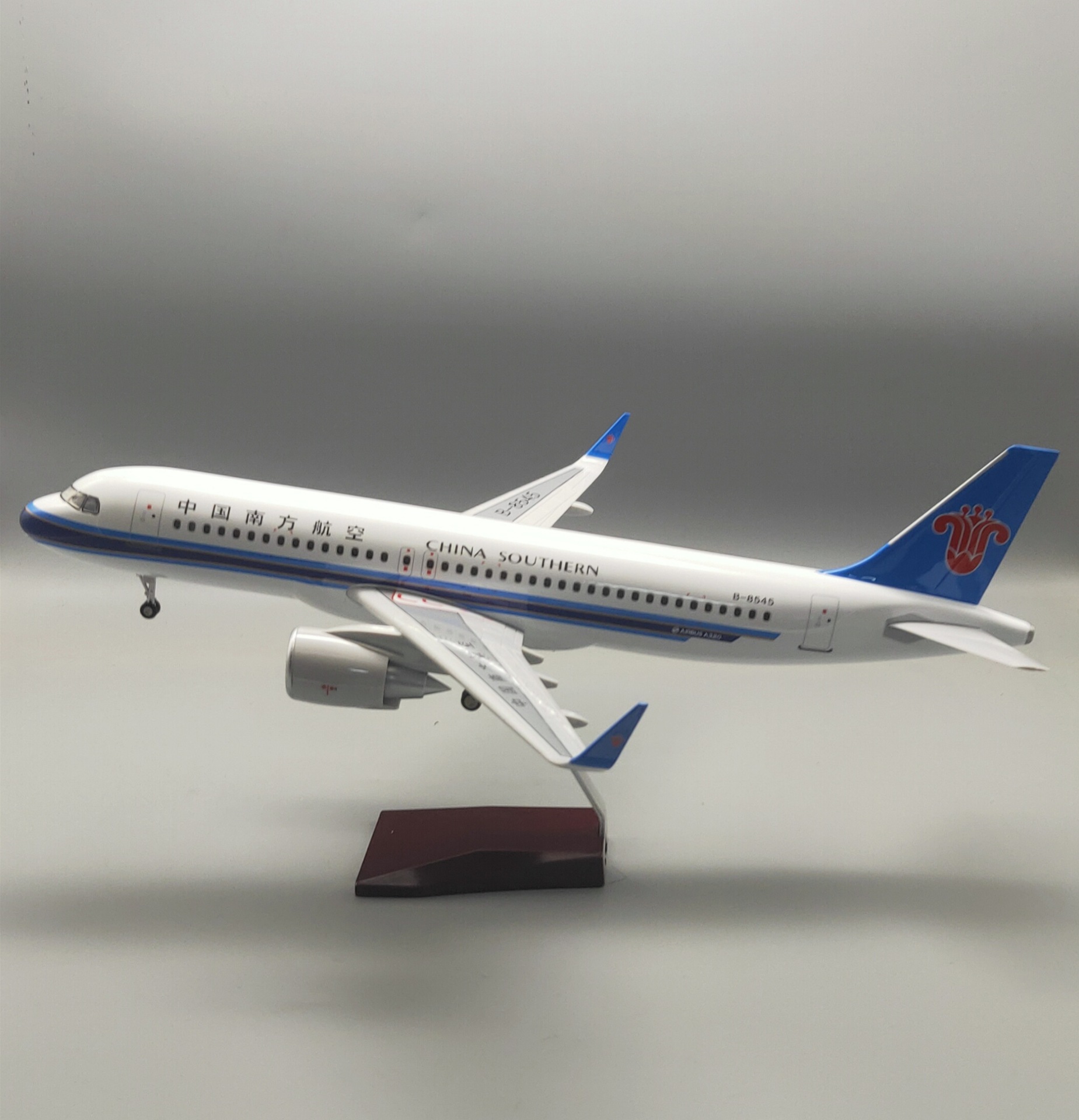 空客a320春秋南航 带起落架仿真飞机模型 民航树脂航模礼品摆件
