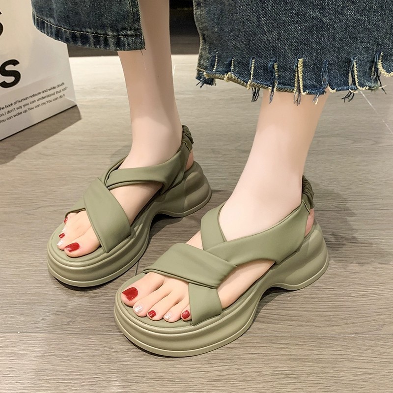 Women's Platform Sandals Summer 2024 New Small Beach Shoes High-Grade French Style with Skirt Roman Shoes