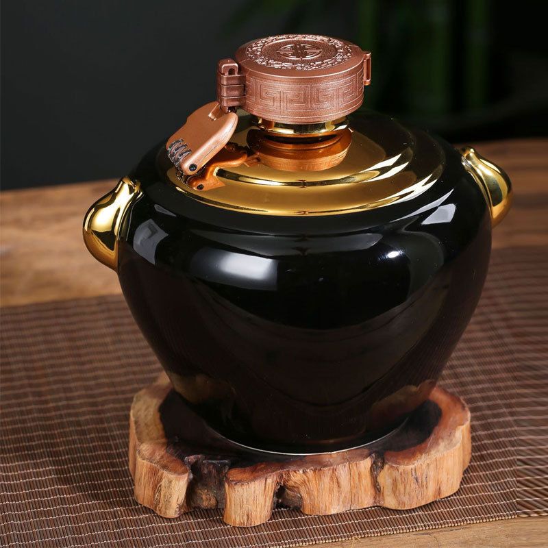 源头厂家陶瓷密封酒坛3斤5斤10斤镀金双耳国潮酒瓶巴拿马酒罐现货