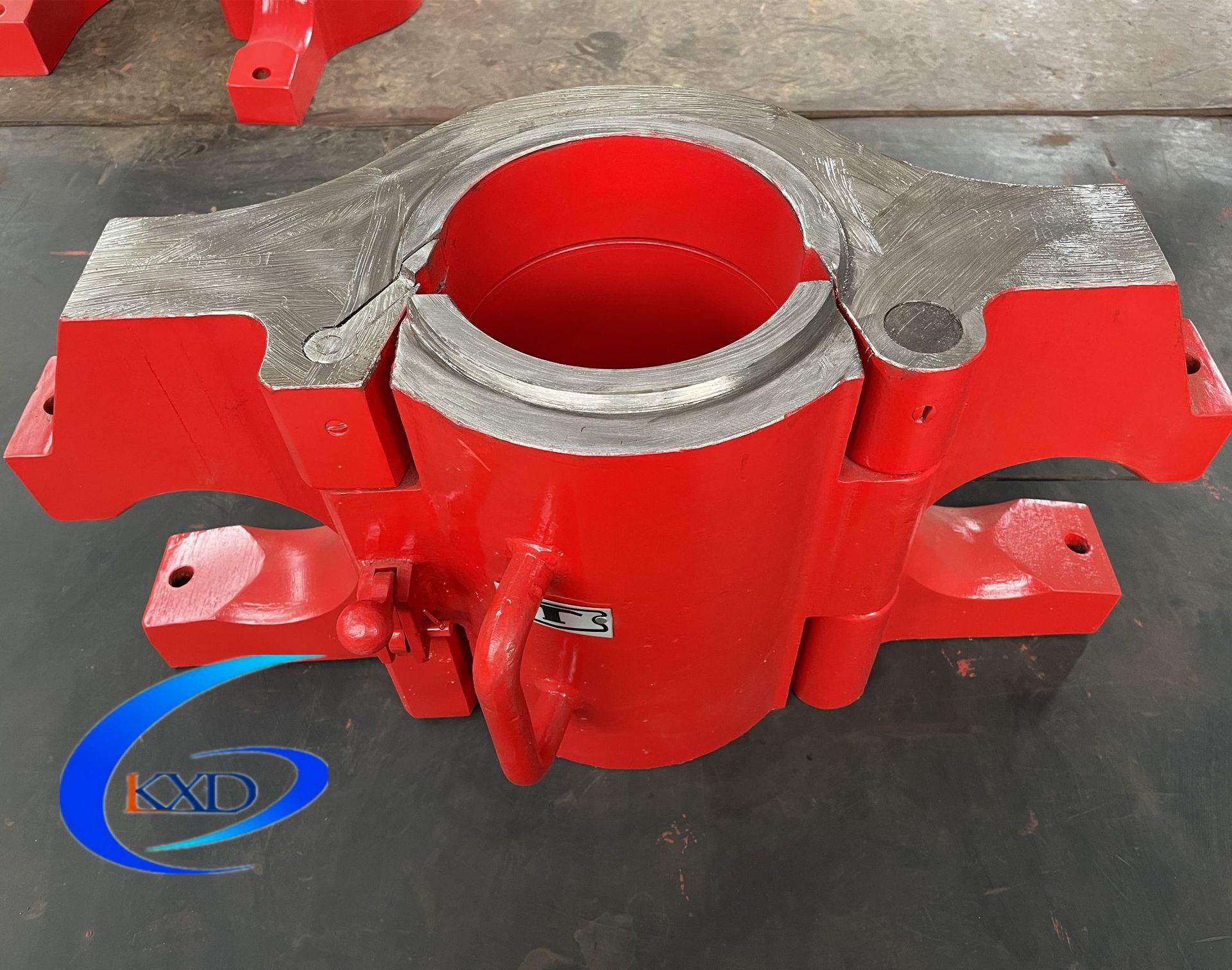 现货7寸套管吊卡 200吨178侧开套管吊卡