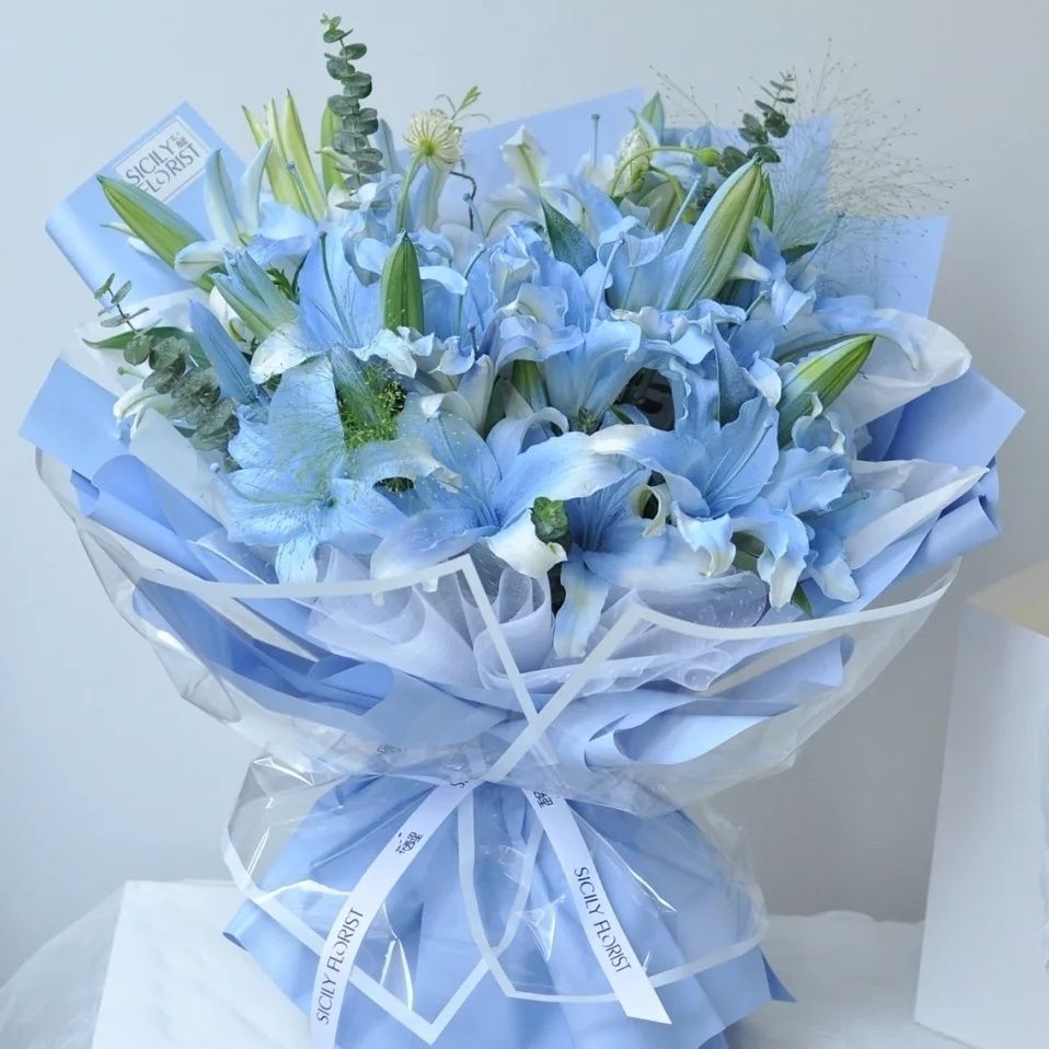 碎冰蓝百合花束送老公送男友生日礼物周年纪念日礼物毕业礼物