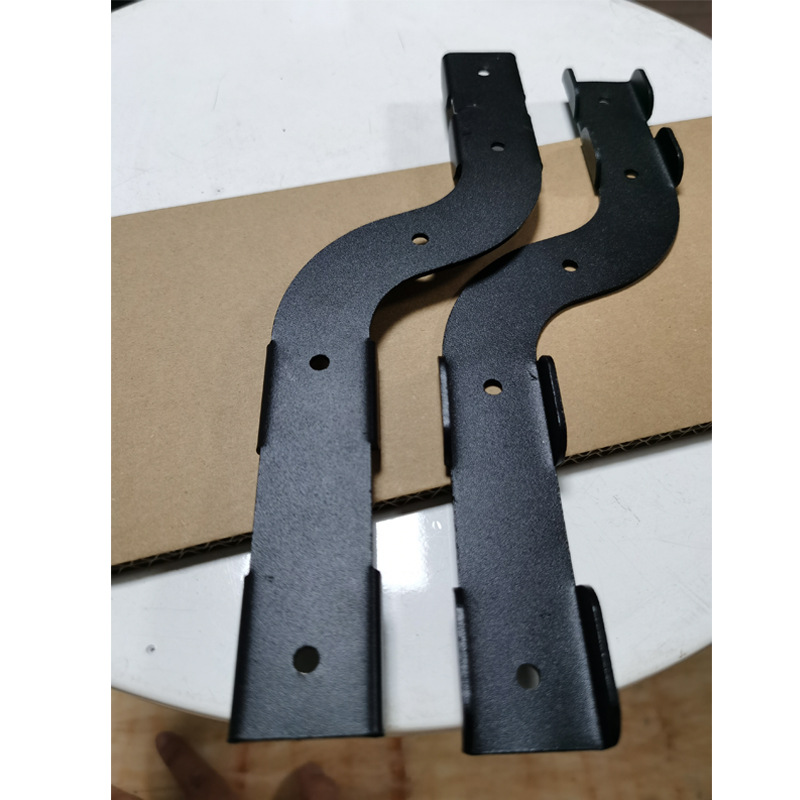 户外马扎实木蛋卷桌行军床连接件磨砂黑s型铁件折叠桌椅五金配件