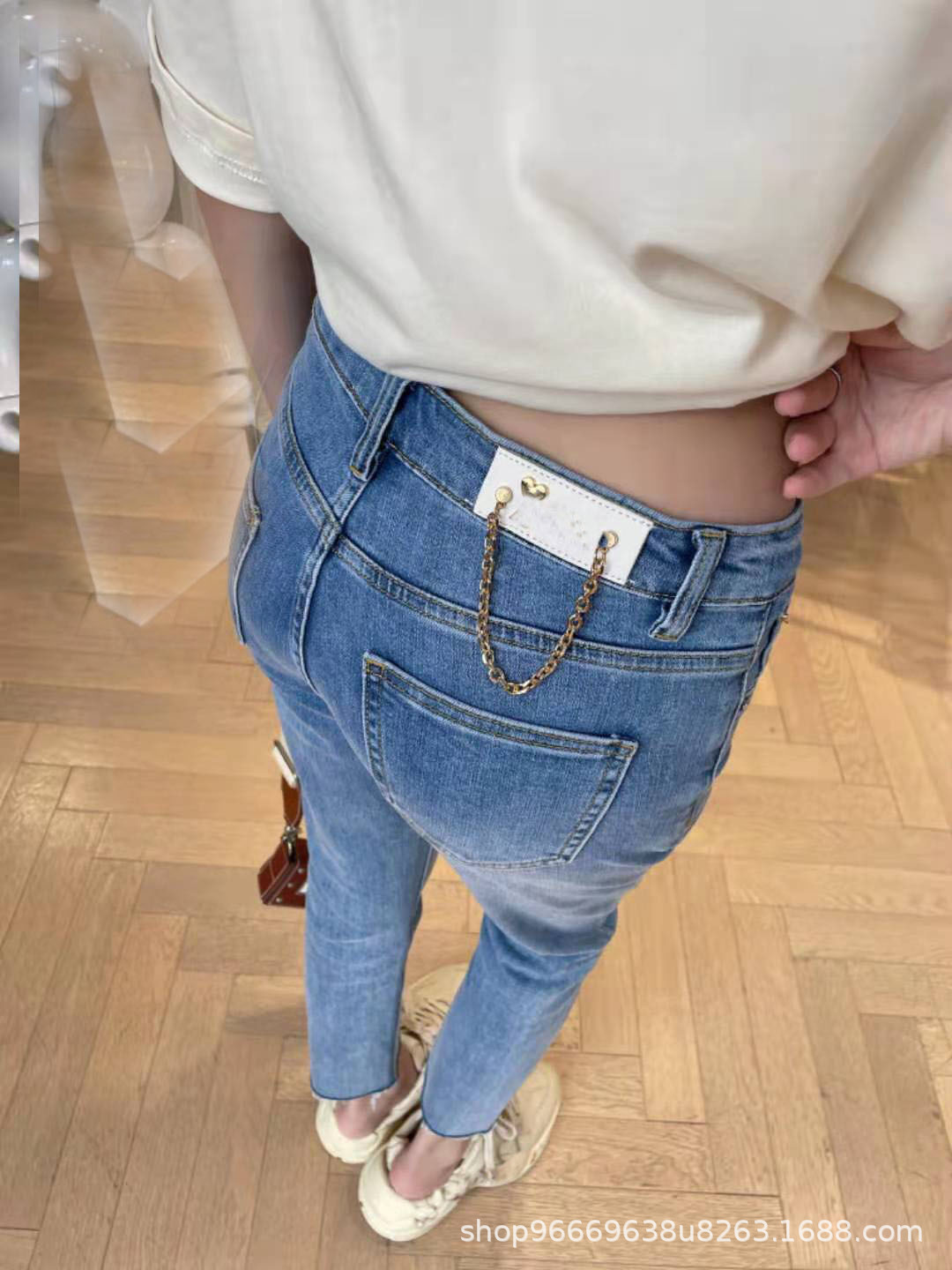 AM * 21 Autumn Light Blue Gradient Color Love Letter Embroidered High Waist Jeans Women's Slim Slimming Cropped Pants Women