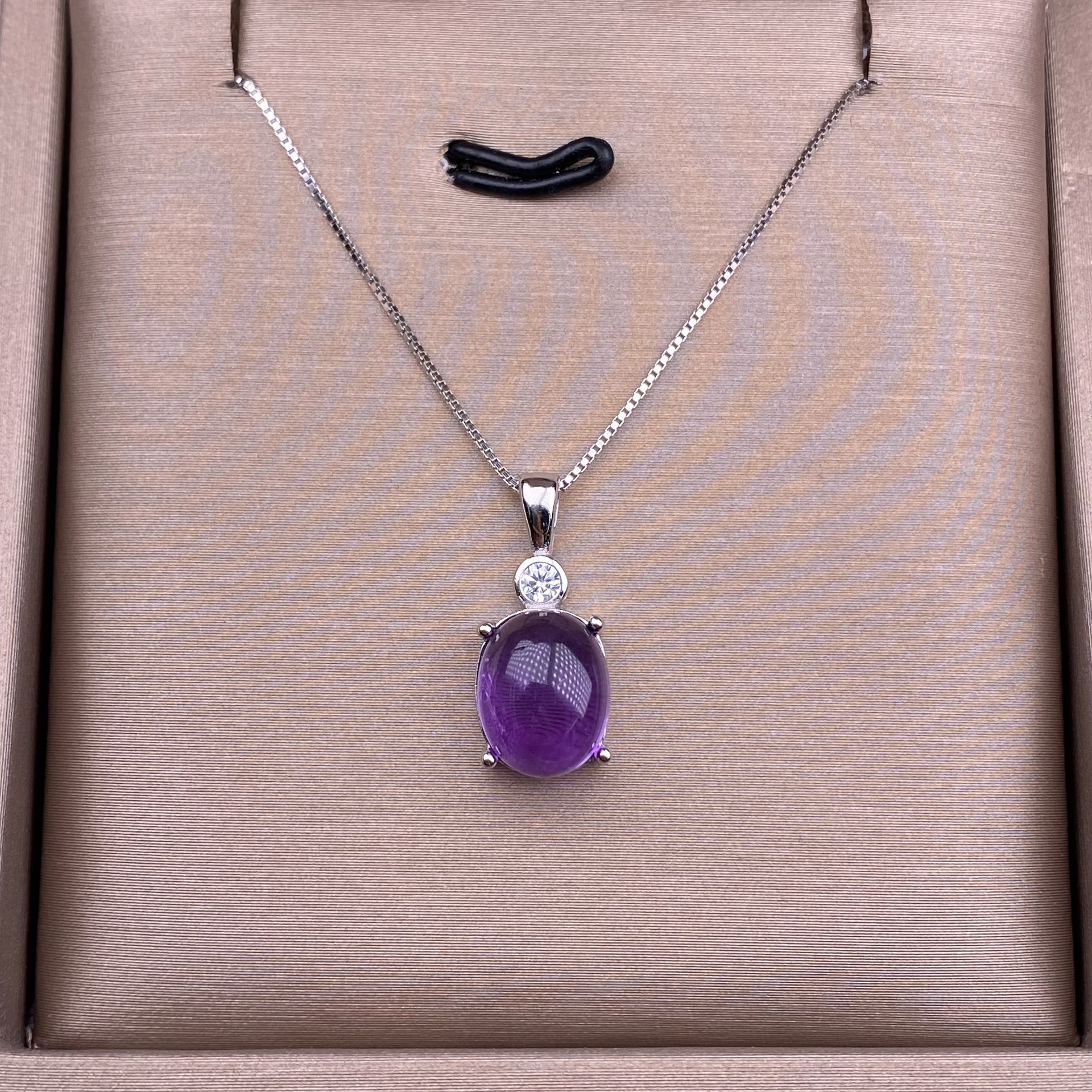 紫水晶吊坠s925银镶嵌通勤简约女款乌拉圭紫水晶锁骨链挂坠银项链