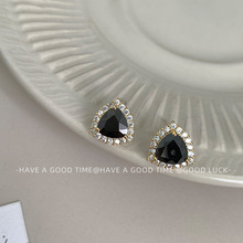 韩国时尚黑色三角形锆石耳钉简约气质微镶可爱甜美风耳环超仙耳饰