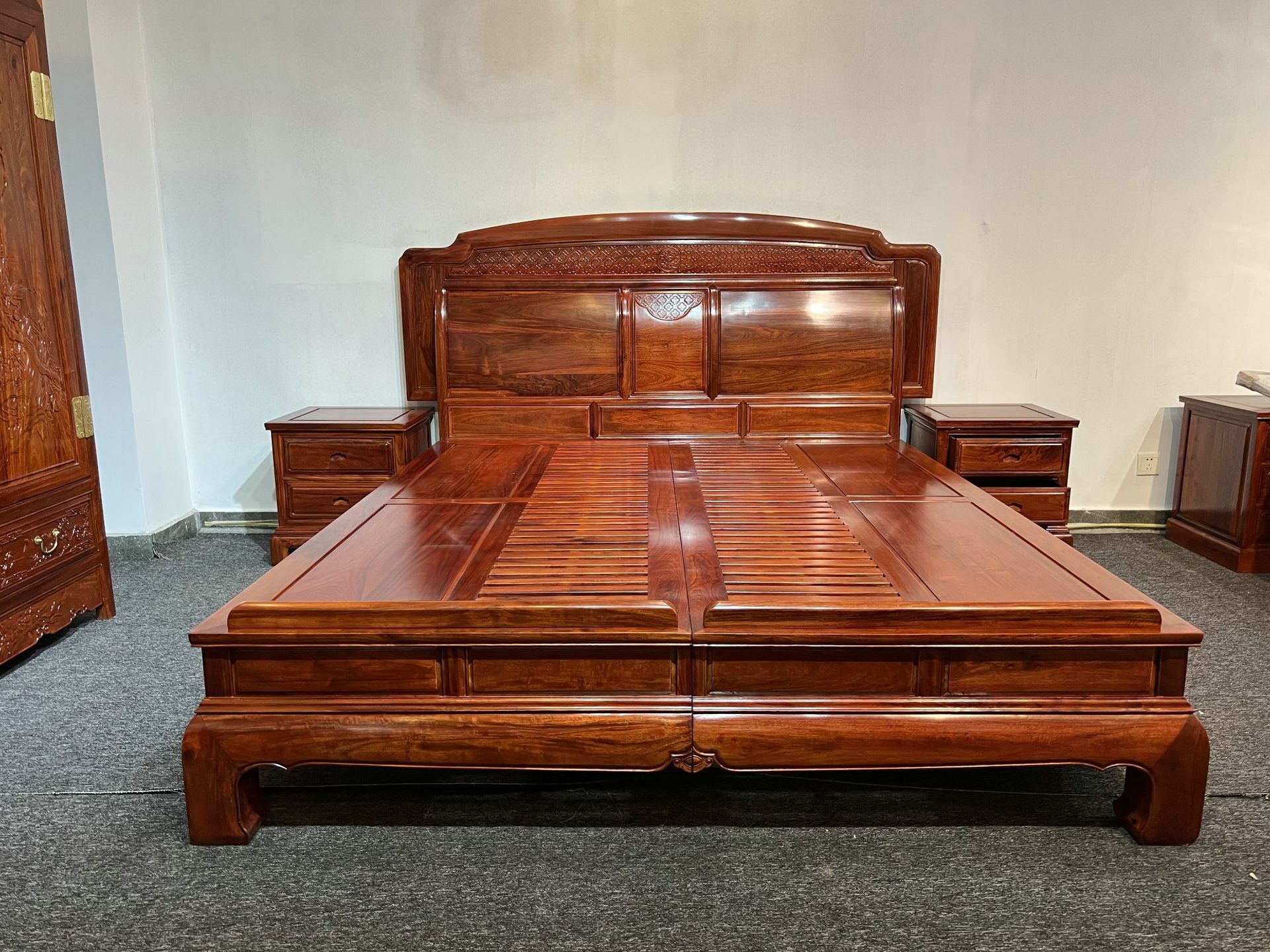 木质结构工艺雕刻是否带护栏是是否带软靠否是否带储物空间是是否提供