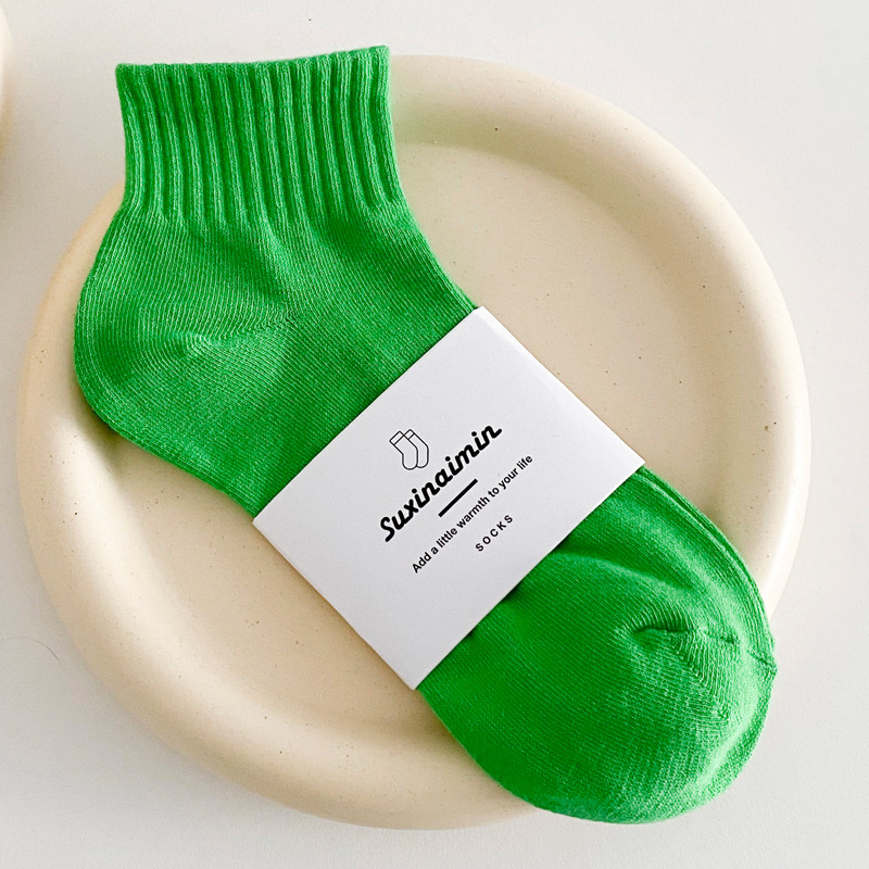One Piece Dropshipping Solid Color Socks Women's Socks Tube Socks Green Ins All-Match Fashion College Black and White Cotton Socks Students' Socks
