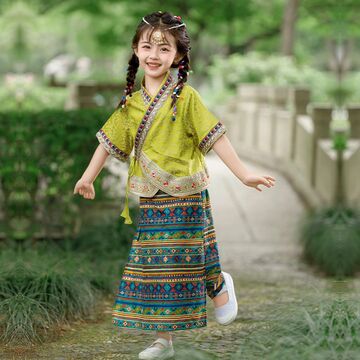傣族民族服装女童西双版纳新款儿童夏季小女孩表演服葫芦丝演出服