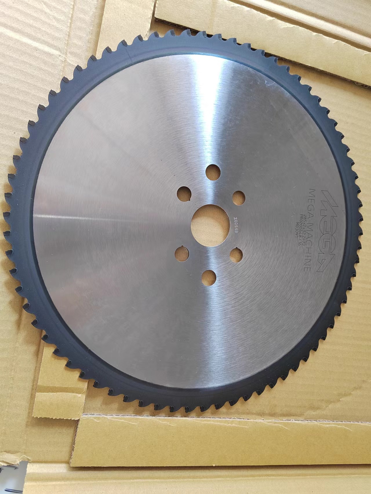 圆锯机专用锯片,台湾锯片带涂层各类金属都可切削,寿命更长