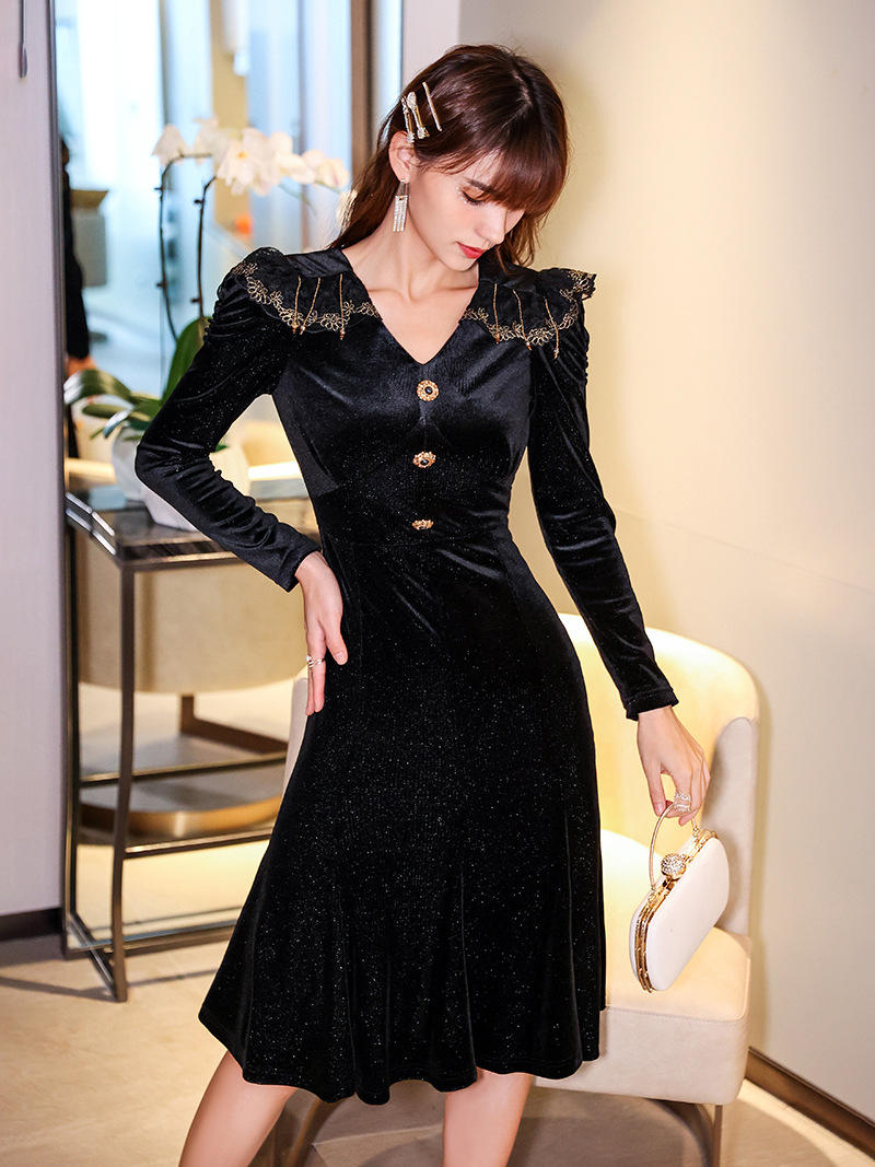 高端女装复古丝绒裙女人味长袖收腰连衣裙秋冬法式赫本风鱼尾裙女