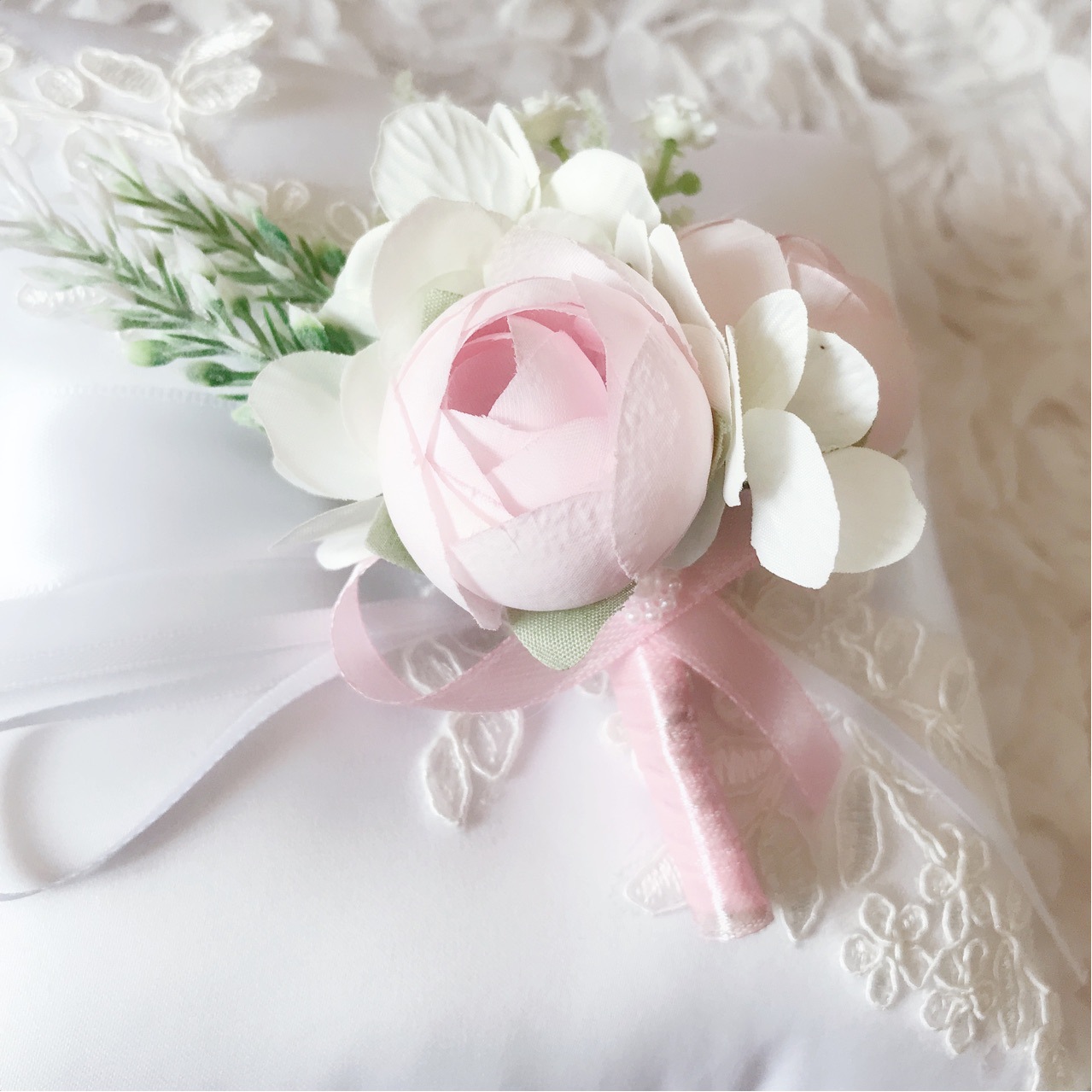 婚礼姐妹团伴郎伴娘胸花新郎新娘婚礼襟花森系小清新别针胸针腕花