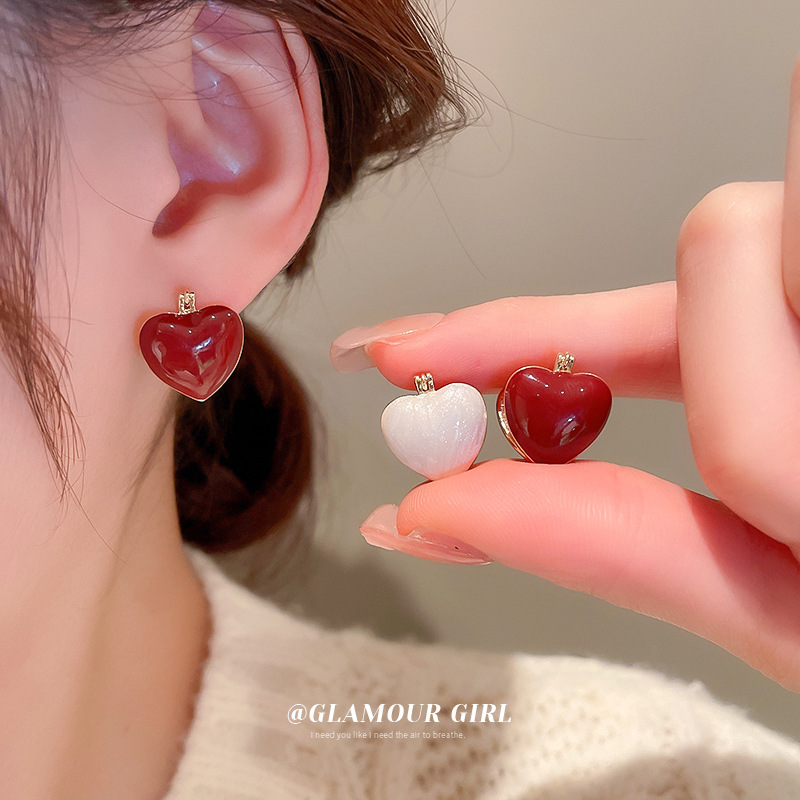 Korean Drop Oil Small Heart Ear Clip Special-Interest Design Ins Style Earrings Stylish Simple and Versatile Earrings Wholesale for Women