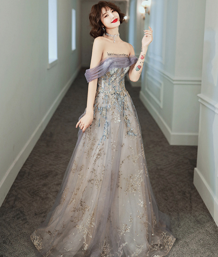 淡紫色主持人梦幻18岁成人礼年会一字肩模特走秀星空敬酒服晚礼服